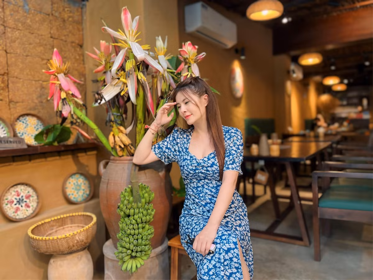 Tuy không sở hữu nhan sắc quá nổi bật nhưng làn da đẹp hoàn hảo đã giúp Kim Oanh ghi điểm tuyệt đối. Ảnh: FB Oanh Đào