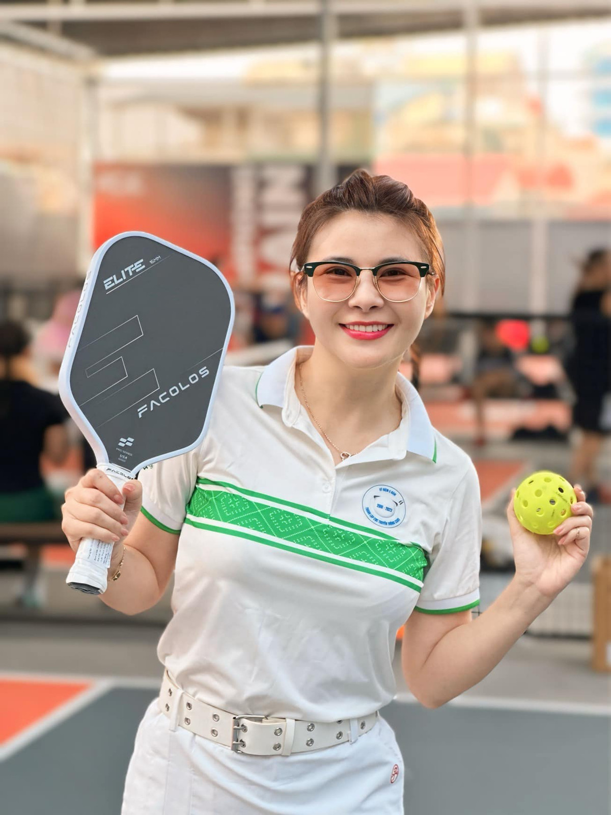 Diễn viên Kim Oanh là gương mặt quen thuộc của màn ảnh Việt. Cô không chỉ được biết đến với tài năng diễn xuất mà còn gây ấn tượng bởi nhan sắc trẻ trung vượt thời gian. Ảnh: FB Oanh Đào