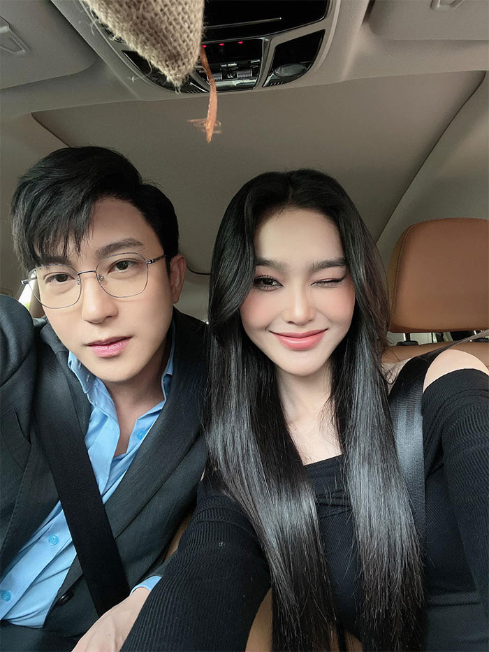 Cù Thị Trà và B Trần ở hậu trường phim "Chúng ta của 8 năm sau".