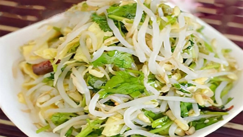 Ăn nhiều giá đỗ giúp bảo vệ các tế bào của cơ thể, ngăn ngừa quá trình lão hóa, kéo dài tuổi thọ. Giá đỗ còn chứa một lượng lớn vitamin và khoáng chất giúp bảo vệ mạch máu, giúp máu lưu thông trơn tru hơn.