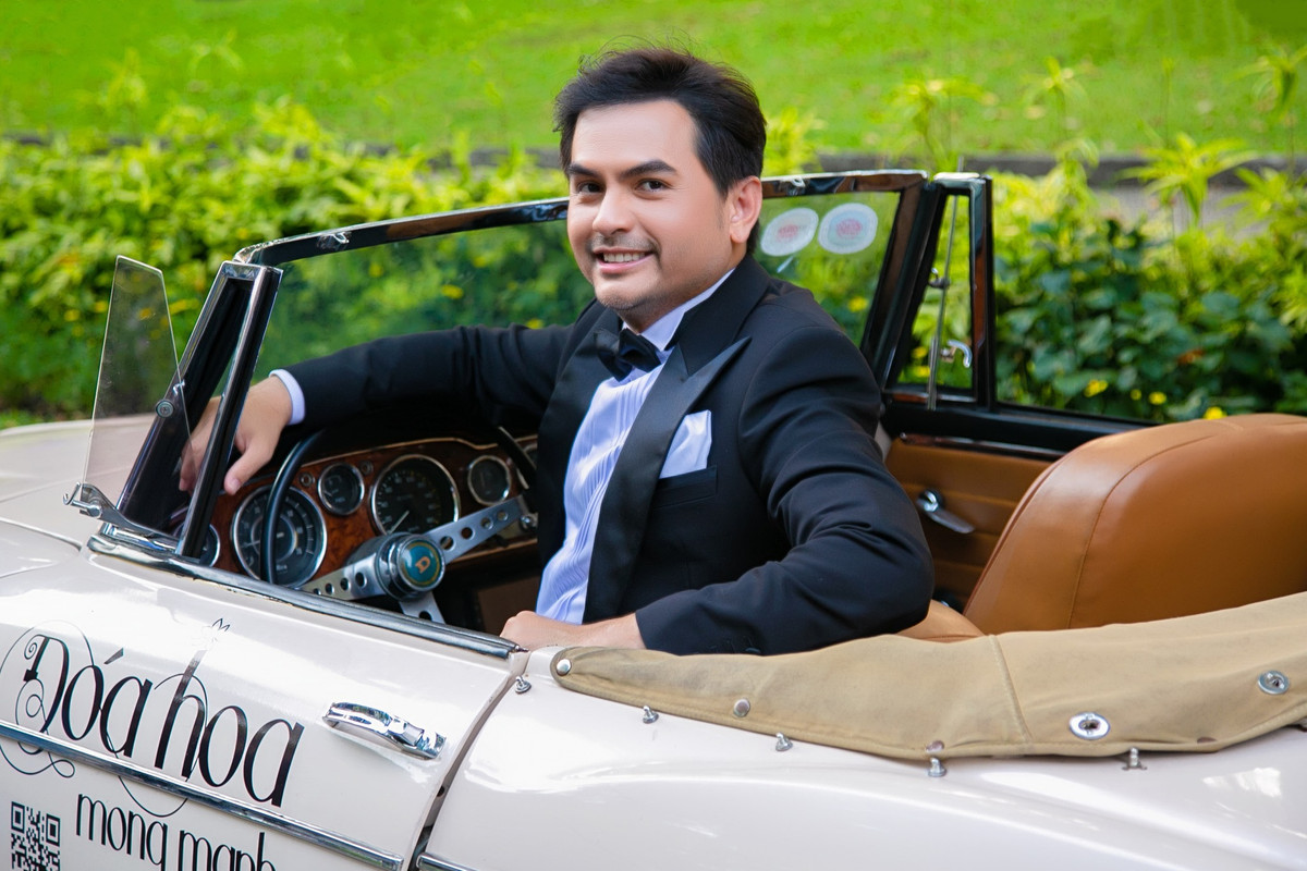 Ngoài ra, Đức Tiến cũng góp mặt ở nhiều buổi công chiếu phim điện ảnh tại TP.HCM.