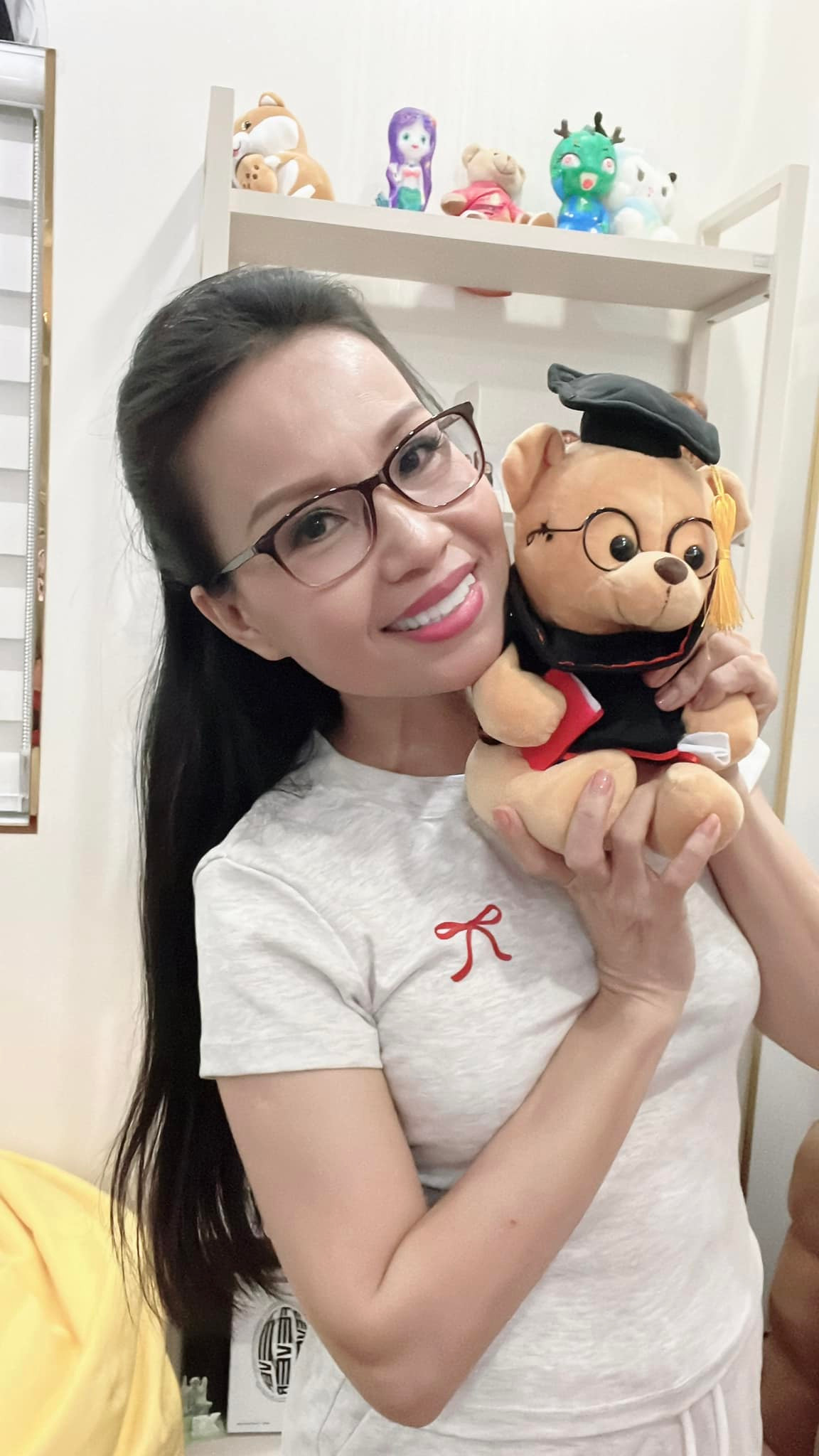 Sau quá trình điều trị bệnh, Cẩm Ly dần hồi phục. Giọng hát của cô tuy không còn được trong trẻo như trước nhưng vẫn đầy cảm xúc và truyền cảm.