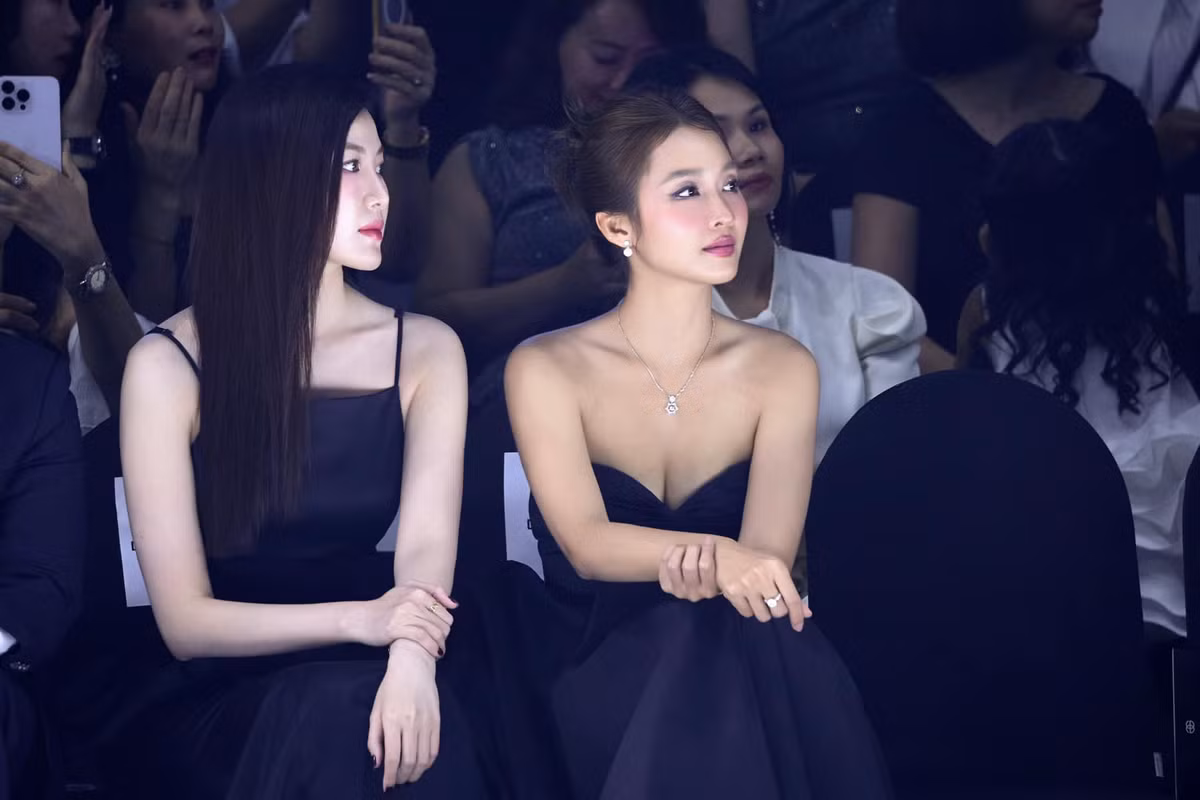 Nữ diễn viên luôn biết cách tận dụng những ưu điểm để tạo nên phong cách riêng biệt. Ảnh: FB Khả Ngân