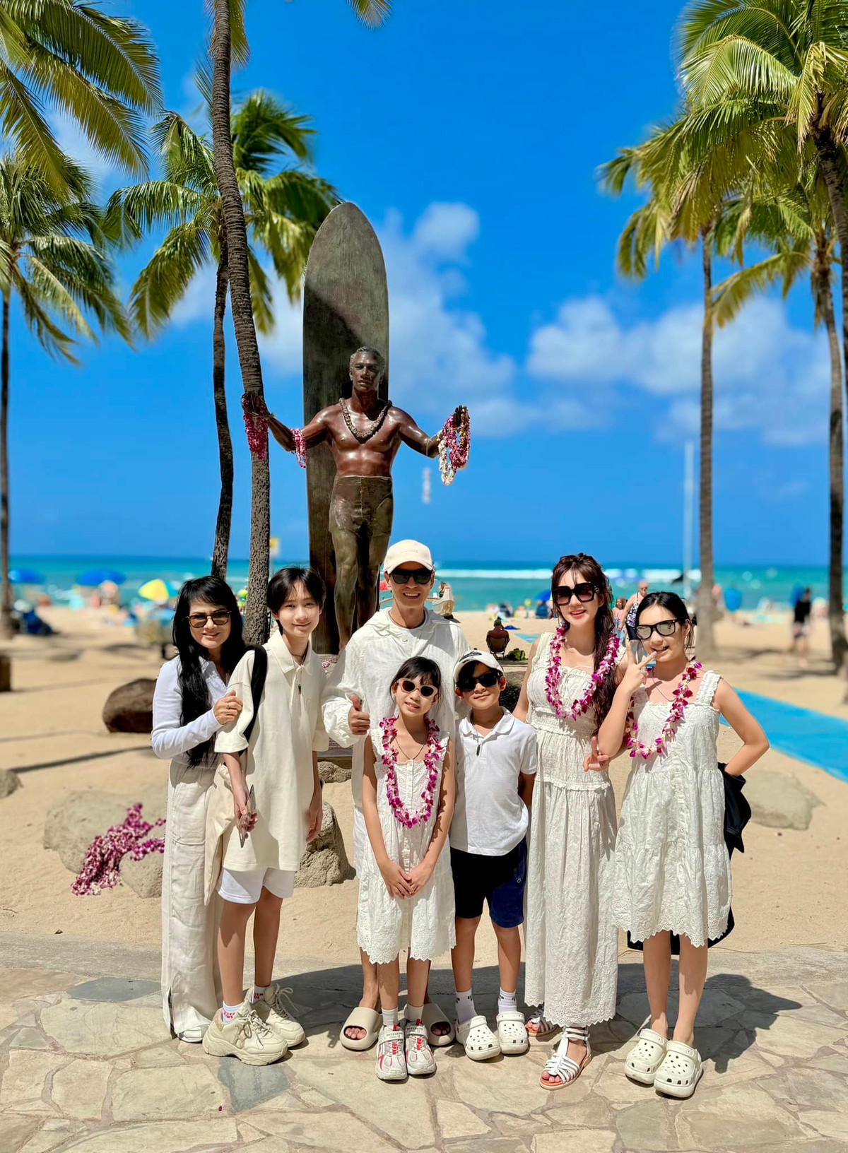 Gia đình Lý Hải - Minh Hà lần đầu đi du lịch Hawaii.