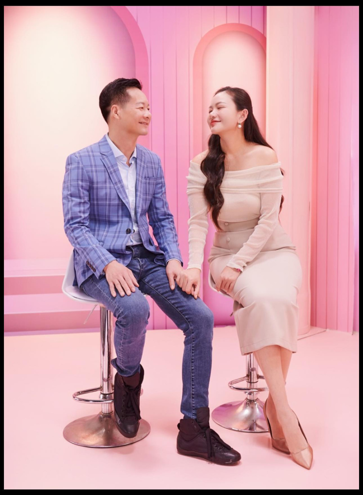 Khi xuất hiện ở một số sự kiện, Phan Như Thảo luôn được đại gia Đức An hộ tống.