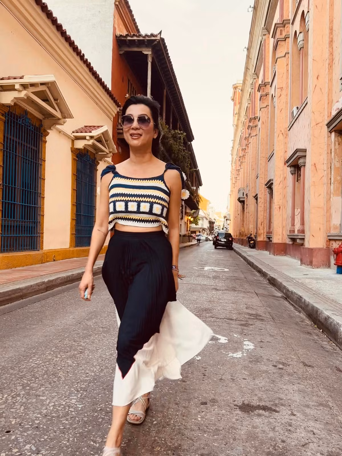 MC Nguyễn Cao Kỳ Duyên không ngại khoe thân hình nóng bỏng, gợi cảm. Ảnh: FB Nguyen Cao Ky Duyen