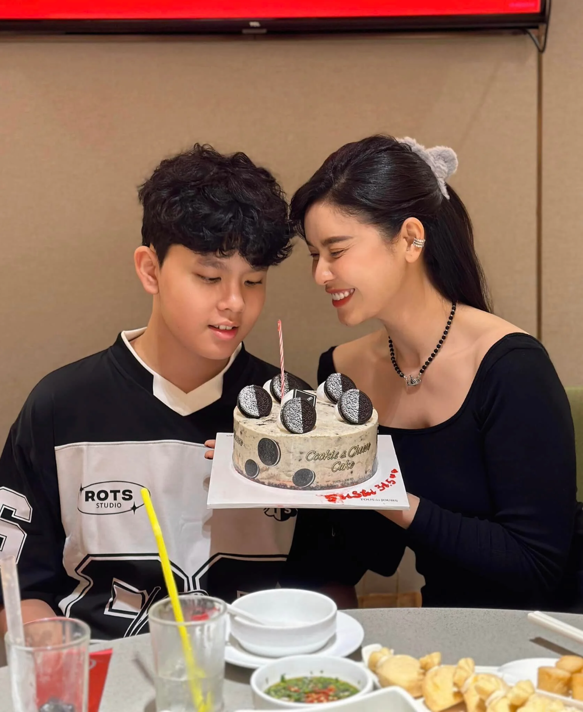 Trương Quỳnh Anh hạnh phúc tổ chức sinh nhật cho con trai.