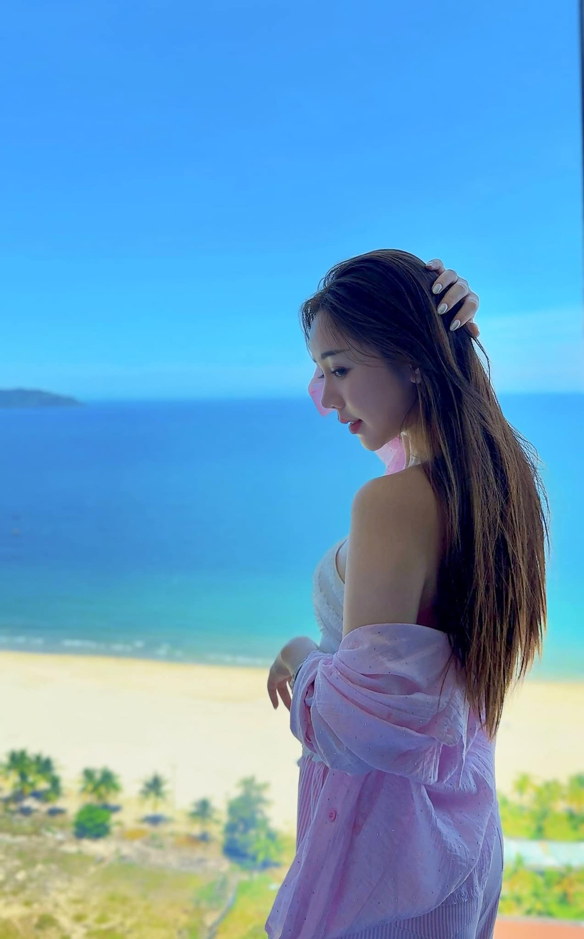 Vốn được biết đến là nàng thơ của màn ảnh nhỏ với nhan sắc ngọt ngào, trong trẻo thế nhưng thời gian gần đây Quỳnh Kool có những sự thay đổi rất lớn. Ảnh: FB Quỳnh Nguyễn