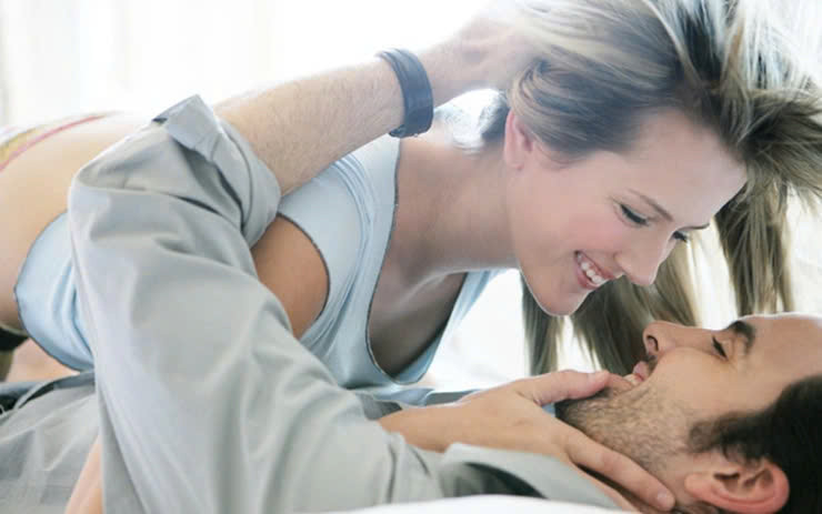 Để chiều được lòng chàng, phụ nữ buộc phải tinh tế và khéo léo trang bị cho mình những tuyệt chiêu riêng để "xung trận" với chàng, bạn mới có thể tự tin "trăm trận trăm thắng", giúp người đàn ông của mình chinh phục mọi cảm xúc trong chuyện chăn gối. Ảnh minh họa