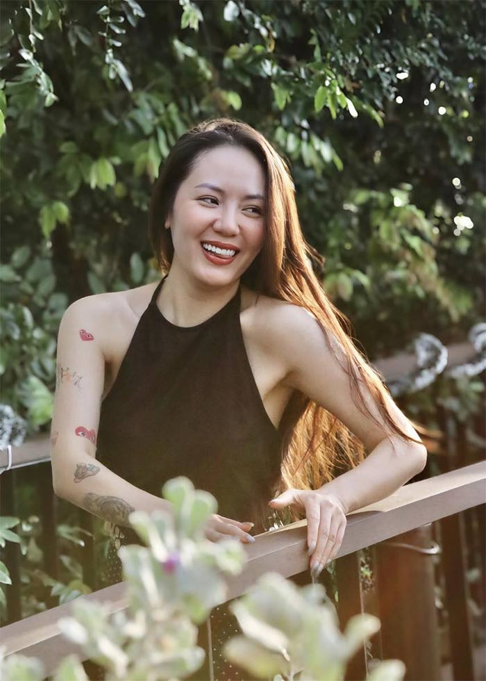 Mặc dù không tuyên bố giải nghệ, nhưng nhiều năm qua, Phương Linh không còn ra sản phẩm mới hay xuất hiện trên các sân khấu lớn.