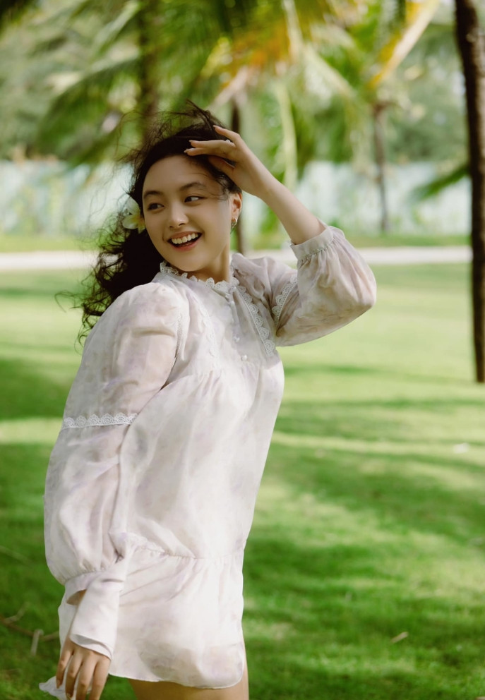 Con gái của Thúy Hạnh và Minh Khang được khen sẽ là "mỹ nhân" trong tương lai.