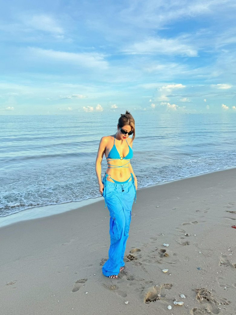 Bên cạnh vẻ đẹp hình thể, phong cách thời trang của người đẹp vẫn là chủ đề thu hút nhiều bình luận.