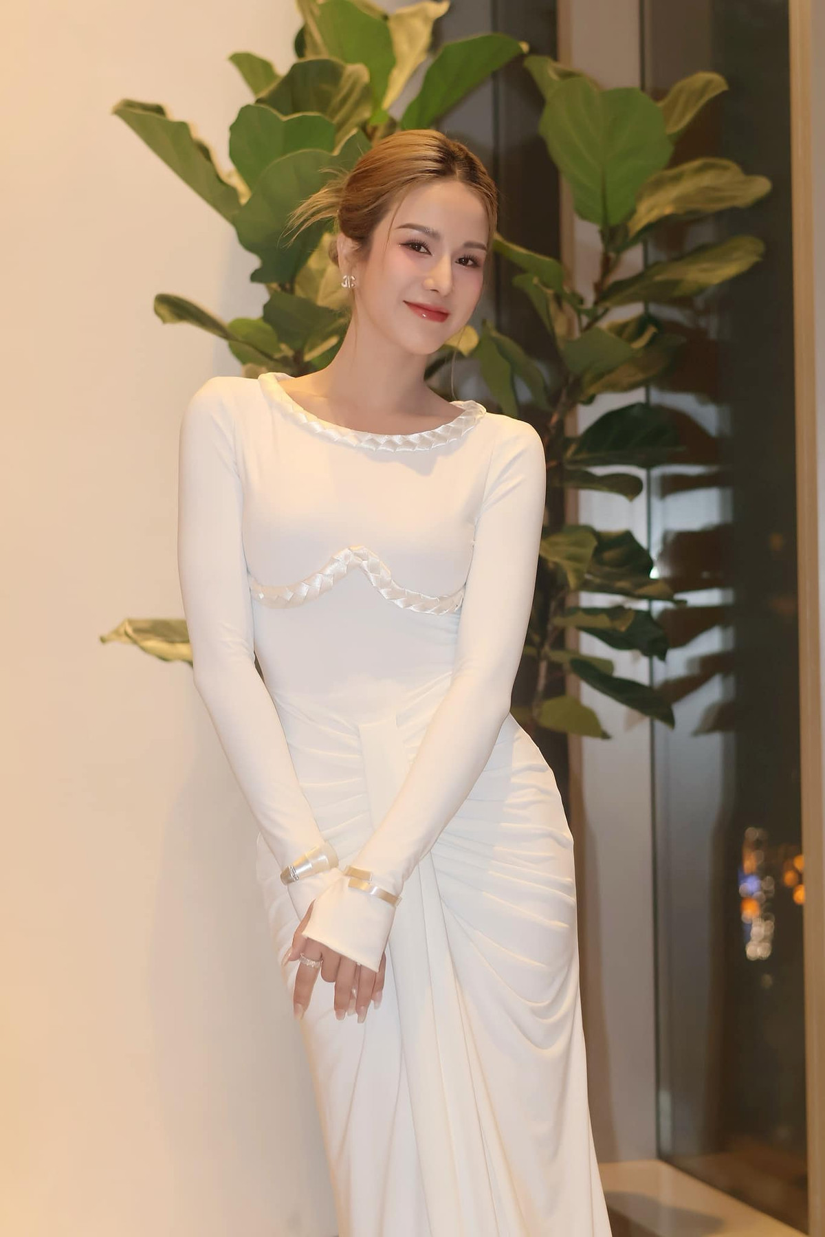 Có thể nói, sau nhiều sóng gió trong hôn nhân, nhan sắc của Diệp Lâm Anh ngày càng thăng hạng khiến hội chị em trầm trồ.