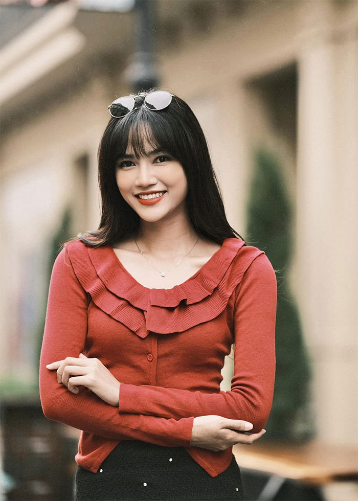 Anh Đào từng quen mặt với khán giả trong loạt phim truyền hình như: "Lối về miền hoa", "Đấu trí", "Hướng dương ngược nắng", "Lửa ấm", "Trở về giữa yêu thương".