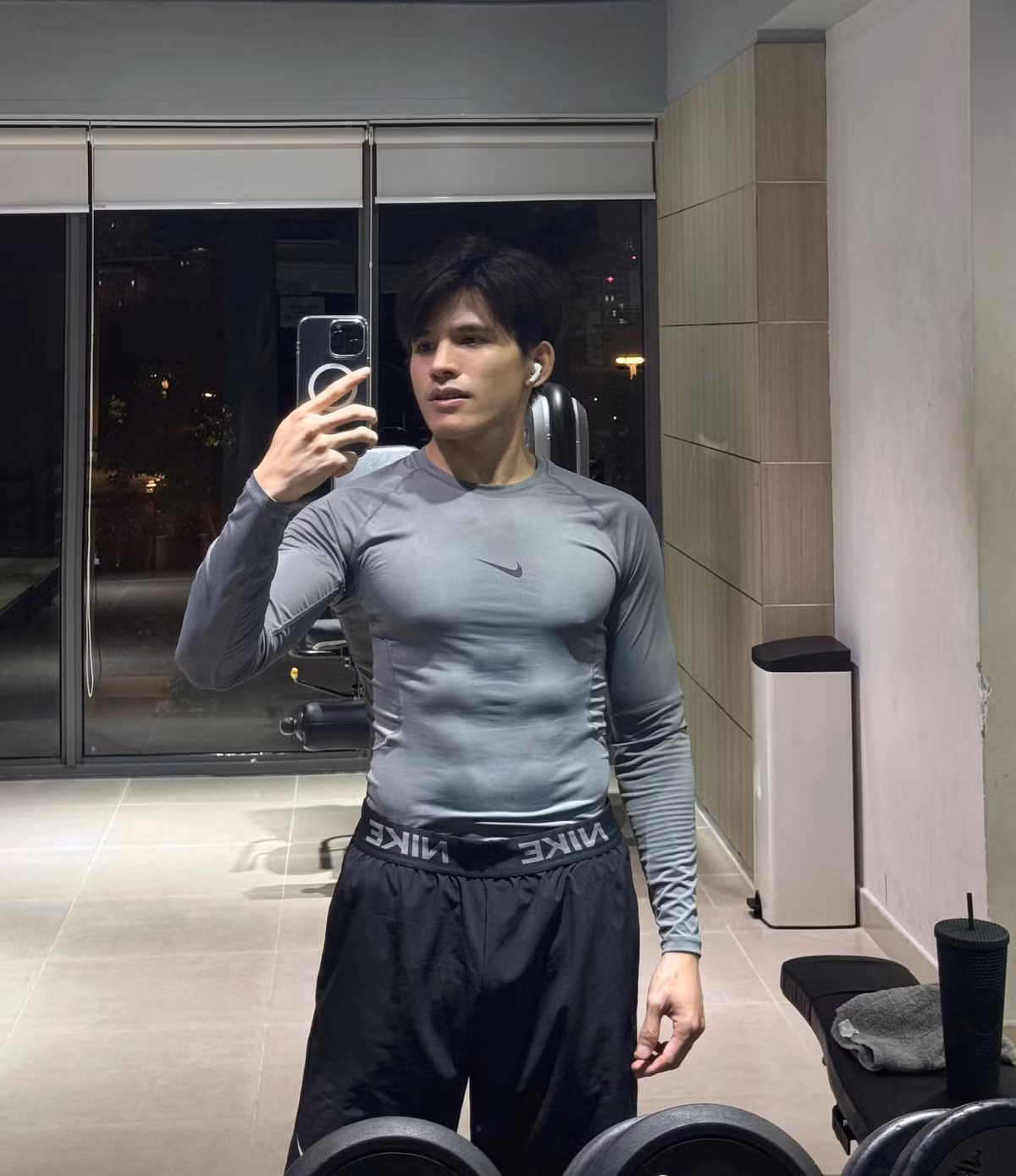 Ca sĩ Quốc Thiên chăm chỉ tập luyện, giữ sức khỏe cho liveshow. Ảnh: FB Tran Quoc Thien