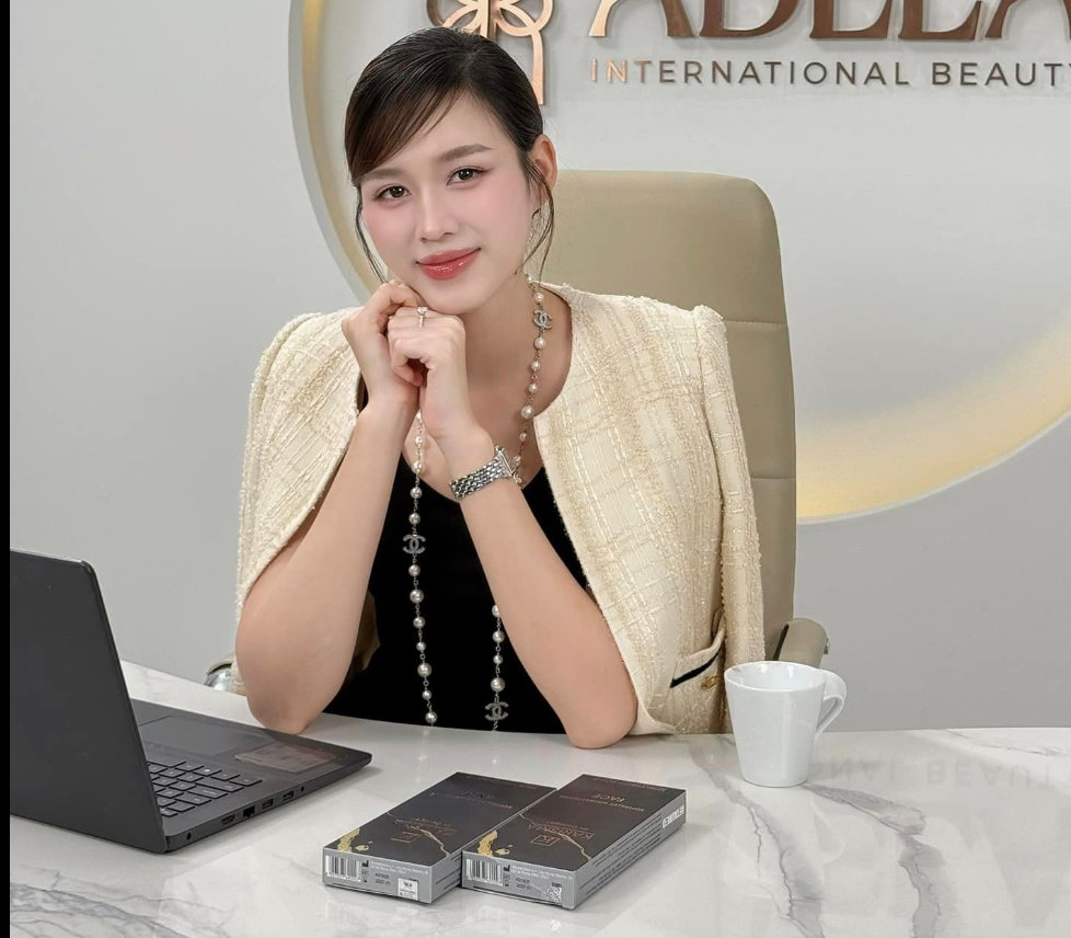 Hoa hậu Đỗ Thị Hà ra dáng doanh nhân từ khi chuyển hướng kinh doanh. Ảnh: FB Đỗ Thị Hà