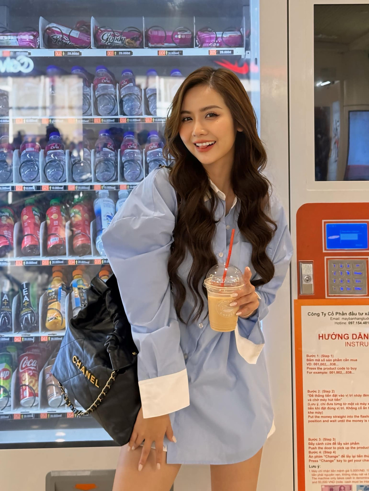 Sau cuộc hôn nhân đổ vỡ, Huyền Lizzie khiến nhiều người xuýt xoa bởi nhan sắc ngày càng thăng hạng cùng ngoại hình nóng bỏng, quyến rũ.