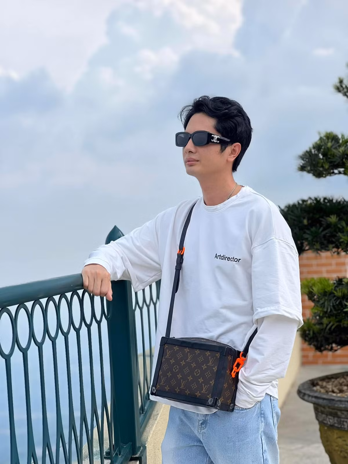 Huỳnh Phương từng vướng nghi vấn hẹn hò Thùy Trâm Next Top sau khi chia tay Sĩ Thanh. Đối mặt với nghi vấn hẹn hò này, Huỳnh Phương giữ im lặng. Ảnh: FB Huỳnh Phương