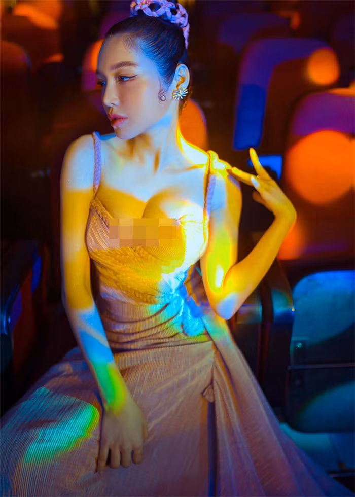 Dù đã ở tuổi 37 nhưng Elly Trần vẫn trẻ trung như tuổi đôi mươi. (Ảnh: FB Elly Trần)