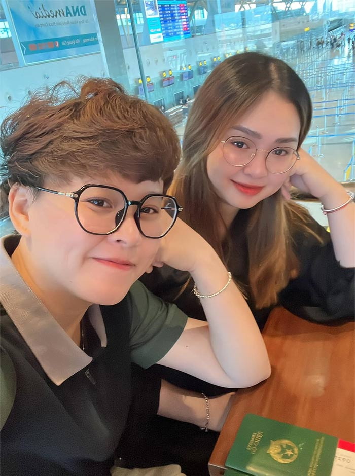 Hiện nữ ca sĩ cũng tạm ngưng việc học ở Nhạc viện TPHCM sau gần 2-3 năm học tập. (Ảnh: FB Nguyễn Thiện Nhân)