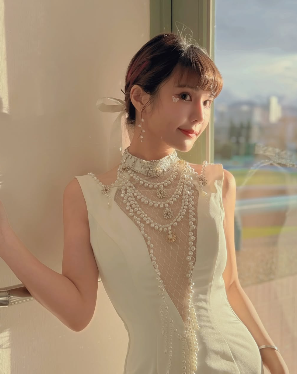 Với dáng vẻ ngọt ngào và thân hình săn chắc, khỏe mạnh, Lâm Nghệ Trinh được mệnh danh là "nữ thần cổ vũ".