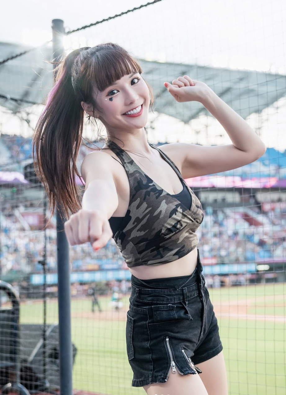 Hot girl Đài Loan sở hữu hơn 900 ngàn người theo dõi trên Instagram.