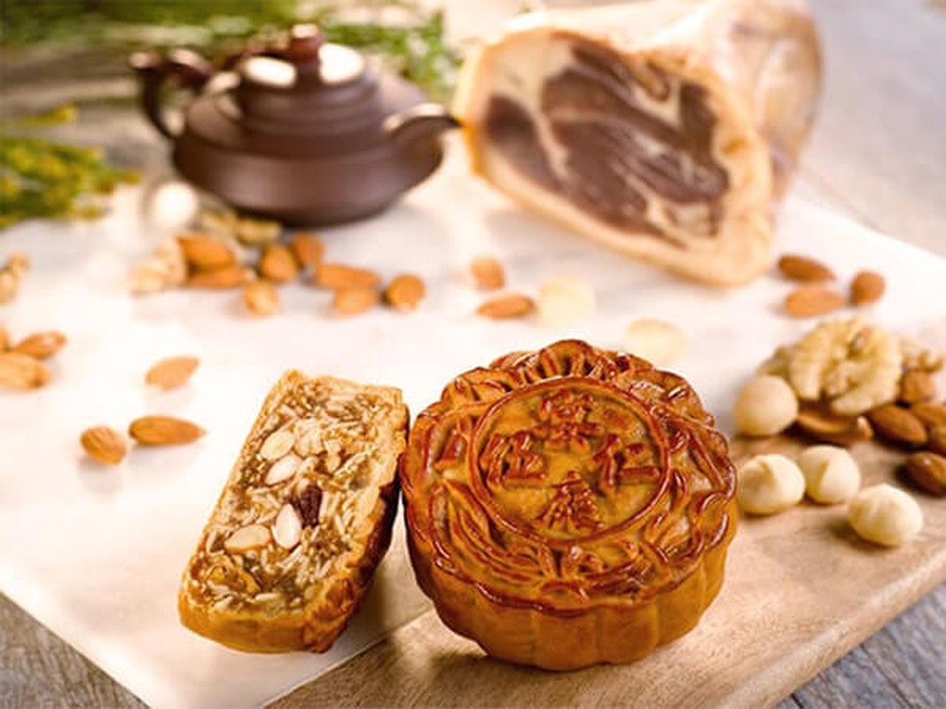 Những loại bánh Trung thu này sử dụng đường tự nhiên và chất ngọt thay thế, giúp kiểm soát lượng đường huyết hiệu quả. Ảnh: Bách hoá Xanh