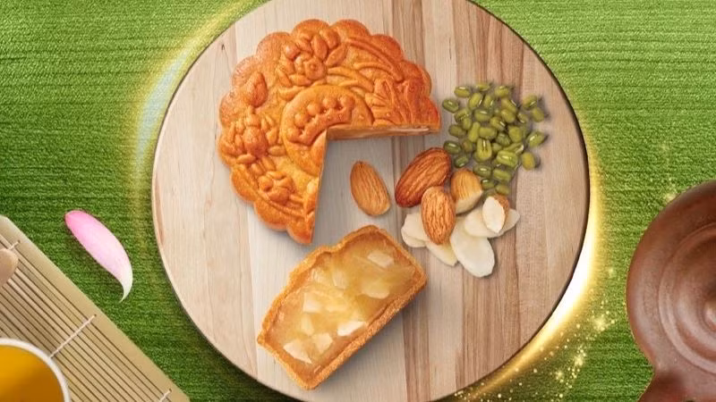 Nhiều địa chỉ bán bánh Trung thu còn tung ra dòng bánh Trung thu cho người tiểu đường được làm từ công thức đặc biệt. Ảnh: Bách hoá Xanh