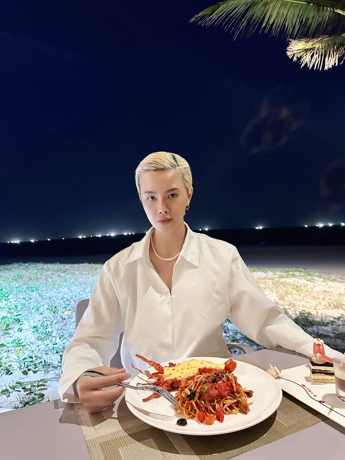 Năm 2023, Hà Kino tham gia chương trình truyền hình thực tế "Chị đẹp đạp gió rẽ sóng" và gặt hái được nhiều thành công. Chương trình đã giúp Hà Kino khẳng định bản thân và đến gần hơn với khán giả.