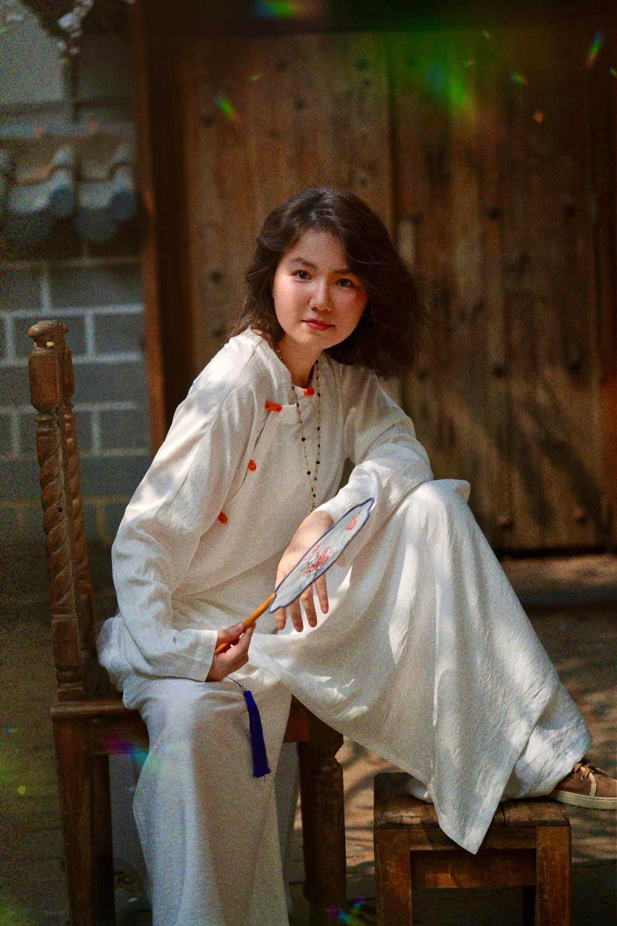 "Nàng thơ" của Mắt Ngọc không mang áp lực chuyện kinh tế vì ông xã lo toan mọi việc. Cuộc sống hằng ngày của cô xoay quanh việc chăm sóc gia đình và chăm chút bản thân. Ảnh: FB Ngô Quỳnh Anh