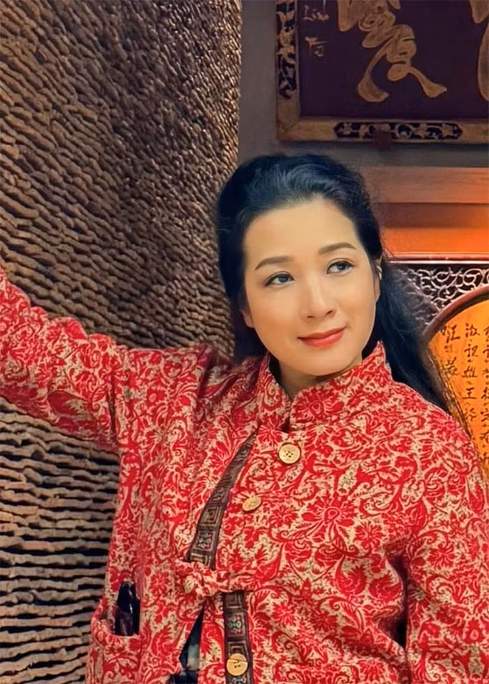 Bước vào tuổi 55 nhưng nghệ sĩ Thanh Thanh Hiền vẫn sở hữu diện mạo, vóc dáng trẻ trung. (Ảnh: FBNV)