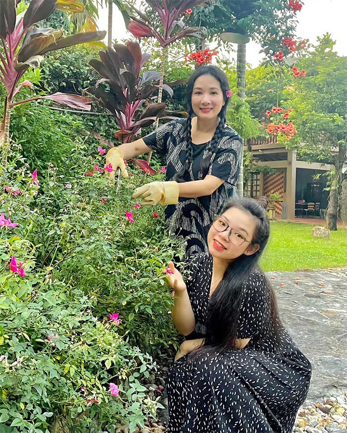 Thanh Thanh Hiền đang tận hưởng cuộc sống an nhiên bên hai con gái tại khu nhà vườn rộng hàng nghìn m2 ở Sóc Sơn, Hà Nội. (Ảnh: Vietnamnet)