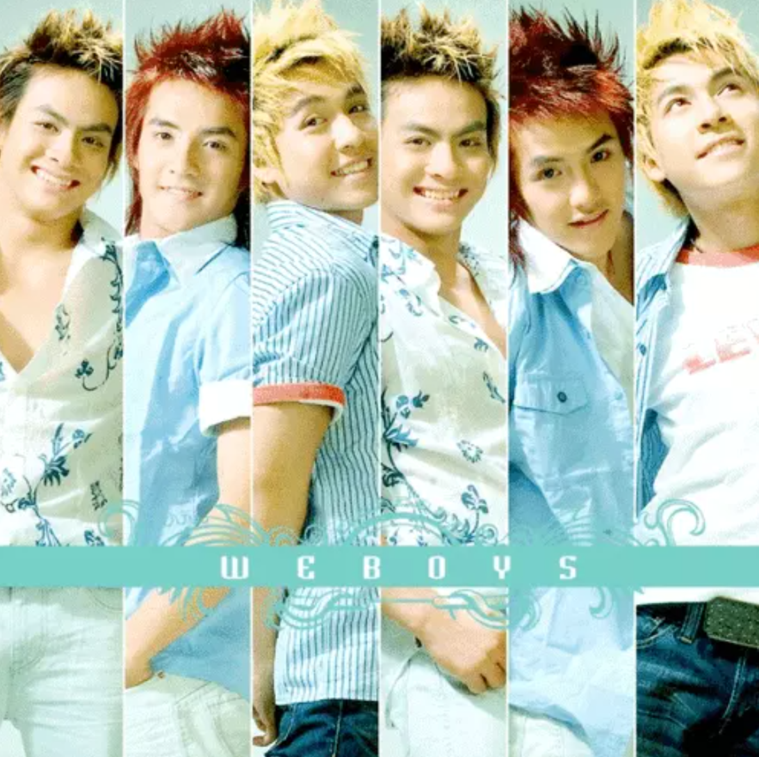Weboys lúc bấy giờ là nhóm nhạc được khán giả tuổi teen yêu thích. Nhóm gồm 3 thành viên: Ông Cao Thắng, Dương Ngọc Đàm và Ngô Tiến Dũng. Sau thành công rất lớn của Ưng Hoàng Phúc và H.A.T, Weboys được xem là thế hệ nối tiếp, được đào tạo về thanh nhạc, vũ đạo và chăm chút kỹ lưỡng hình ảnh. Ảnh: Internet