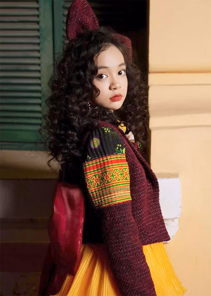 Chu Diệp Anh đóng phim từ khi mới 5 tuổi. Đến nay cô bé đã đóng hơn chục bộ phim. (Ảnh: FB Chu Diệp Anh)