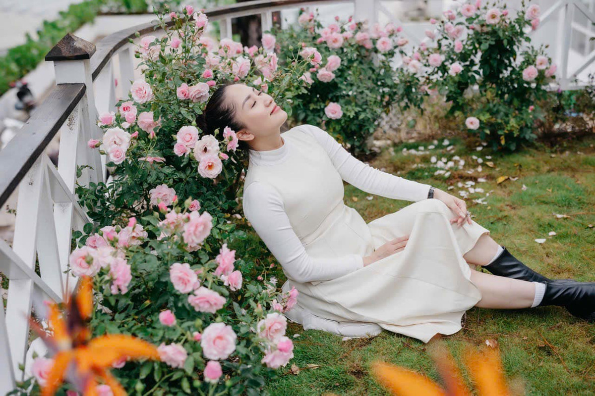 Hơn một năm qua, Khánh Thi luôn nỗ lực và nghiêm túc trong việc giảm cân. Ảnh: FB Khanh Thi Phan Hien