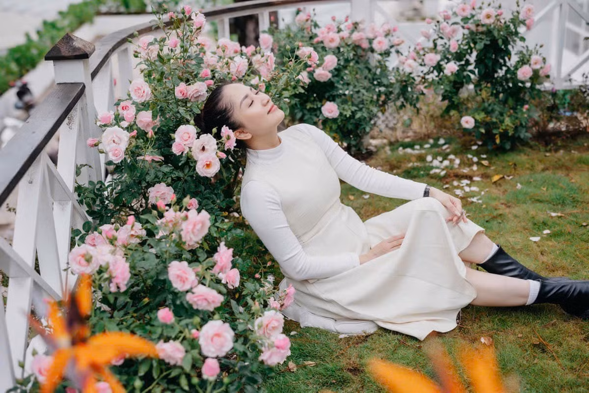 Hơn một năm qua, Khánh Thi luôn nỗ lực và nghiêm túc trong việc giảm cân. Ảnh: FB Khanh Thi Phan Hien