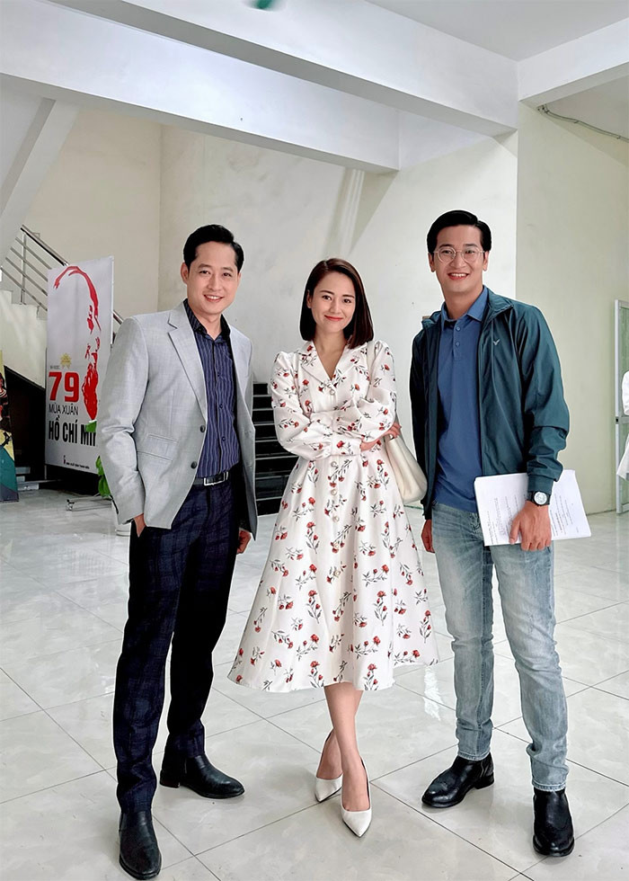 Trọng Trí và Việt Hoa tuy đã hai lần đóng chung phim nhưng chưa lần nào được đóng là một cặp trong phim.