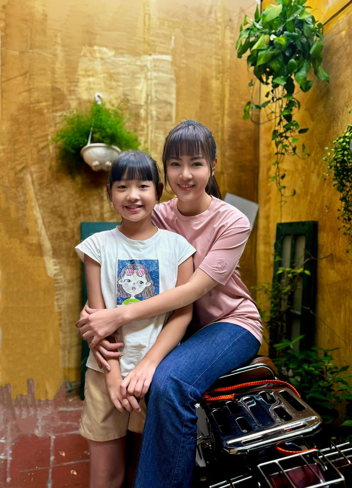 Diễn viên Thanh Hương giản dị với tạo hình gái quê trong phim mới. Ảnh: FB Nguyễn Thanh Hương