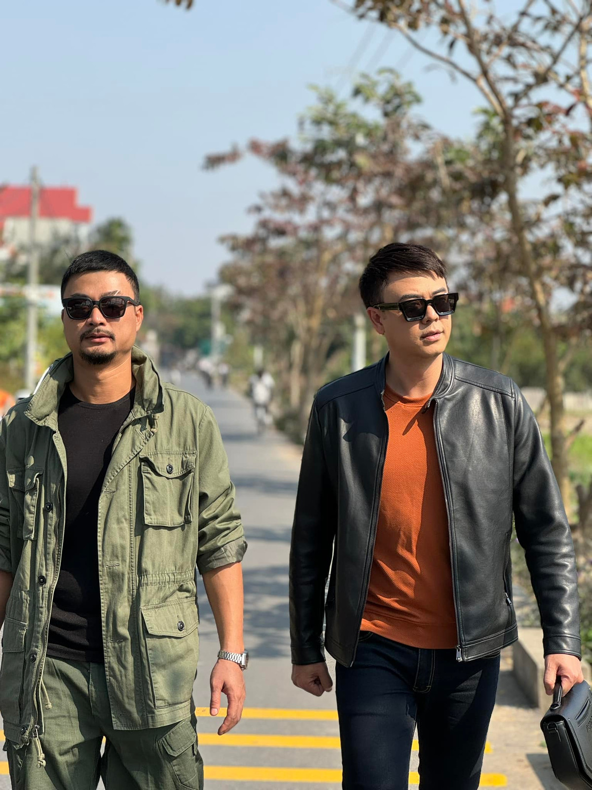 Là anh em trong phim, ngoài đời hai nam thần của "Vũ trụ phim VTV" cũng vô cùng thân thiết và có nhiều điểm chung.