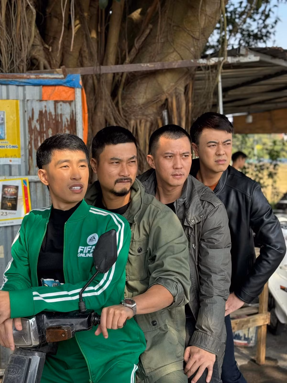 Bộ tứ nam diễn viên của VTV đều có tính cách vui vẻ, tạo tiếng cười.