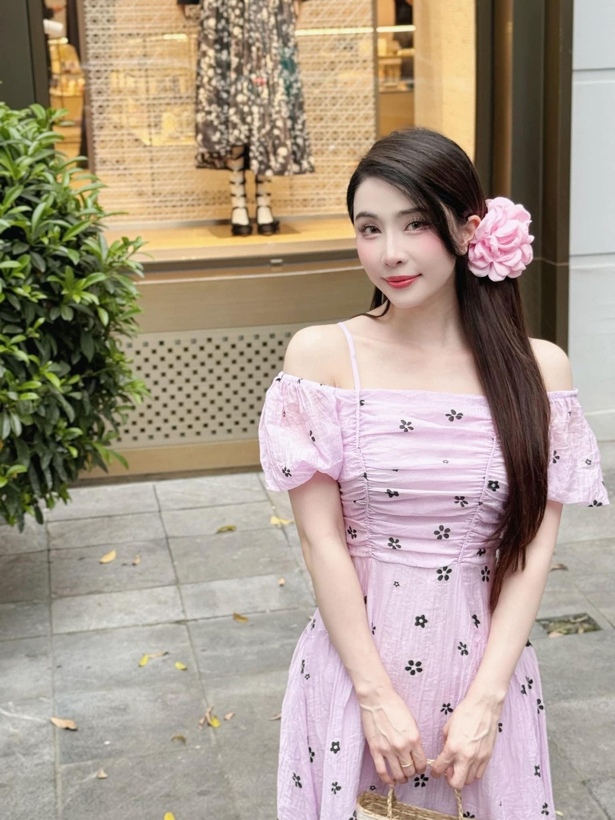 Sau cuộc hôn nhân đổ vỡ, Quỳnh Nga thấy mọi thứ nhẹ nhàng và hài lòng về cuộc sống hiện tại.