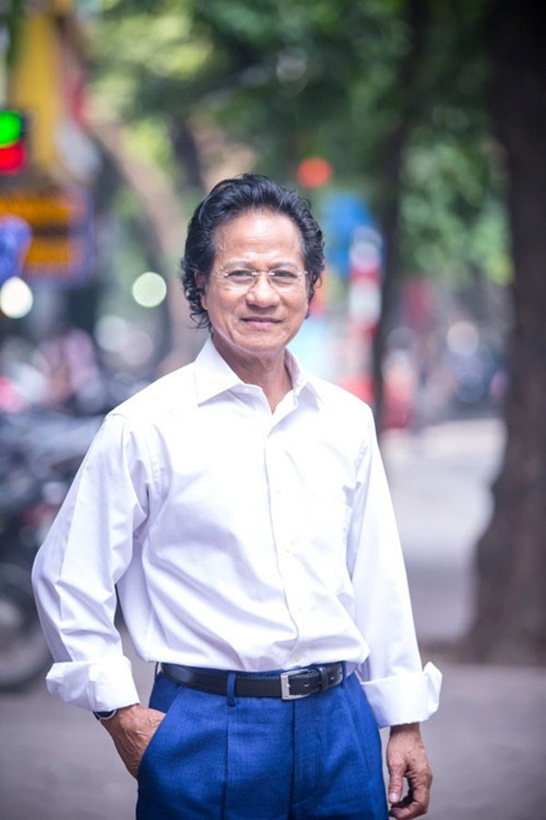 Những mối tình và cuộc hôn nhân của Chế Linh đều để lại những dấu ấn sâu đậm trong cuộc đời ông. Đặc biệt, việc ông từng kết hôn với hai chị em ruột đã gây xôn xao dư luận một thời gian dài. Ảnh: Gia đình &amp; Xã hội