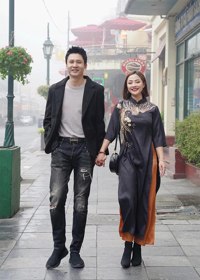 Hai người dự định tổ chức đám cưới vào năm 2025 hoặc 2026. (Ảnh: FB Huyền Thạch)