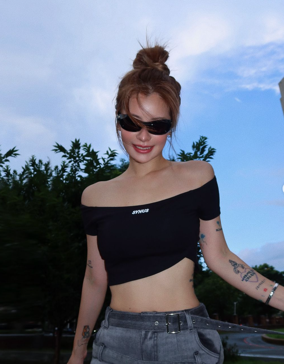 Sau khi kết hôn và sinh con, Lyla Lin vẫn không ngừng theo đuổi đam mê nghệ thuật của mình. Ảnh: IG Lyla Lin