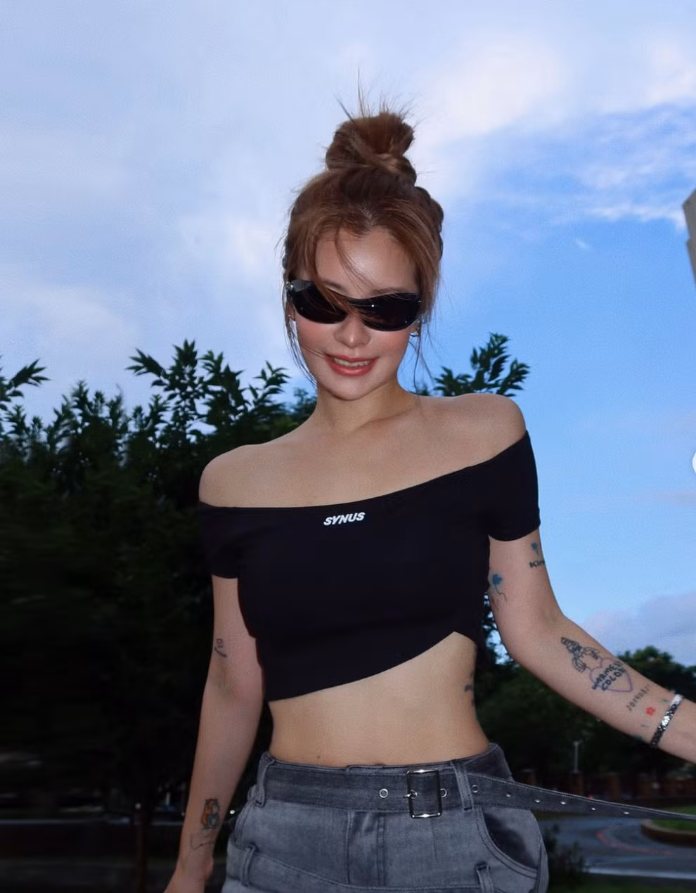 Sau khi kết hôn và sinh con, Lyla Lin vẫn không ngừng theo đuổi đam mê nghệ thuật của mình. Ảnh: IG Lyla Lin