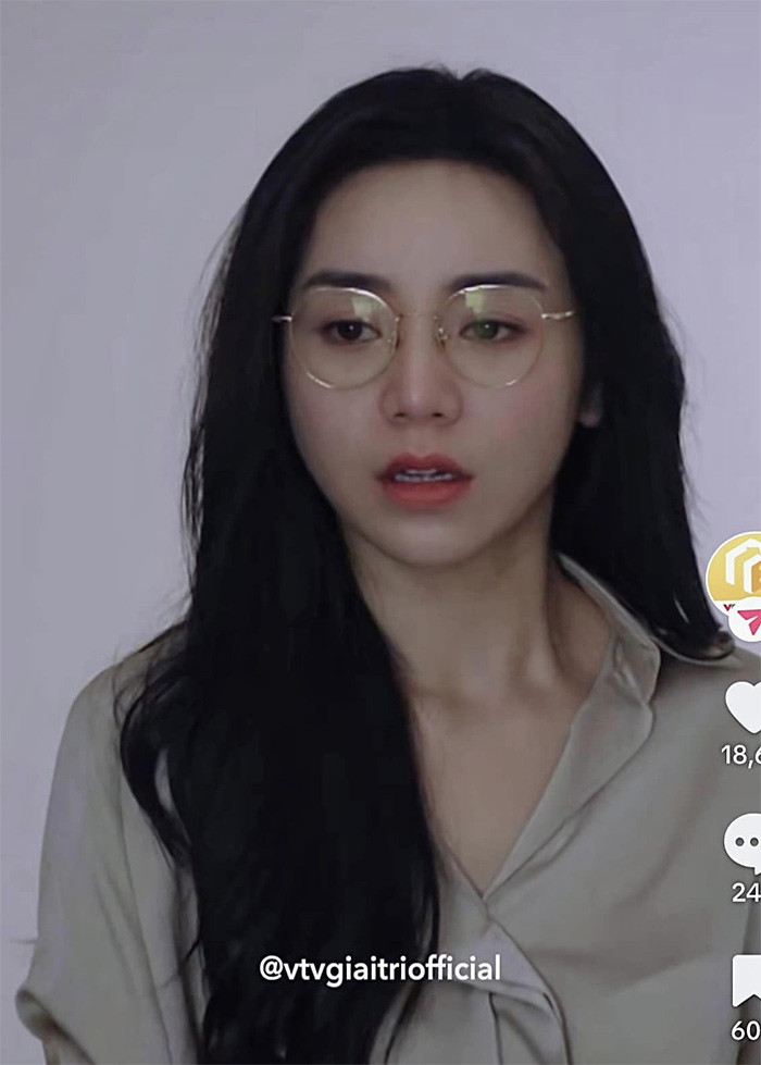 Trích đoạn phim được đăng tải trên VTV Giải trí sau khi lên sóng nhanh chóng hút triệu lượt xem sau vài giờ cùng hàng nghìn bình luận của khán giả.