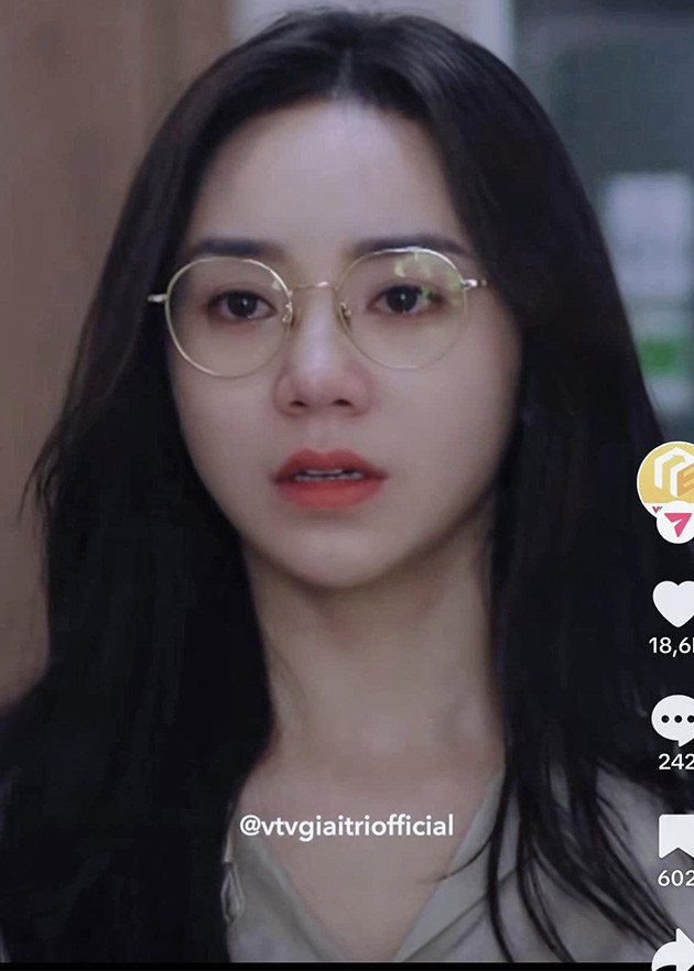 Từng cử chỉ, ánh mắt và cả lời nói run rẩy của Nguyệt đã được Quỳnh Kool thể hiện thuyết phục.