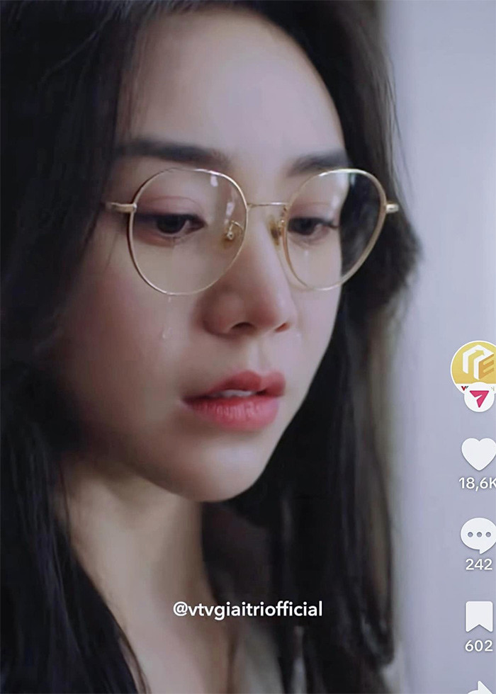 Ánh mắt, cử chỉ, lời nói của Quỳnh Kool trong phân đoạn phát hiện chồng ngoại tình đã chạm tới cảm xúc của rất nhiều khán giả.