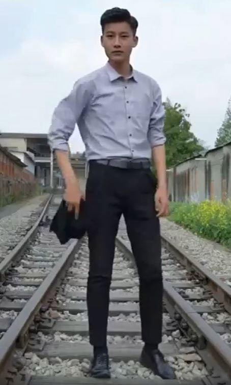 Bảo Nam còn có thành tích học tập xuất sắc, là thủ khoa trung học cơ sở (lớp 6-8) với số điểm tuyệt đối cho 3 năm học.