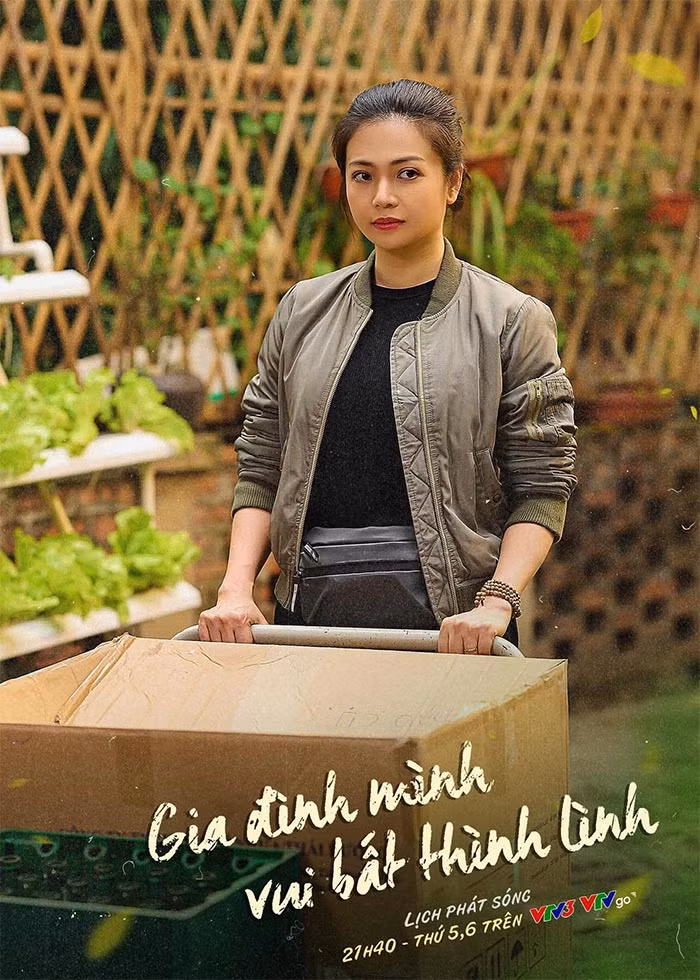 Sau đó Kiều Anh tham gia một số phim cả truyền hình lẫn điện ảnh như "Ký ức Điện Biên", "Những công dân tập thể", "Huyền thoại Mường trời", "Tình khúc bạch dương", "Hồ sơ cá sấu", "Ngày mai bình yên", "Gia đình mình vui bất thình lình"... (Ảnh: FB Kiều Anh)